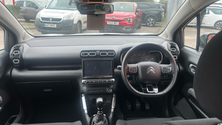 Citroen C3 Aircross 1.2 PureTech 110 Shine 5dr Petrol Hatchback